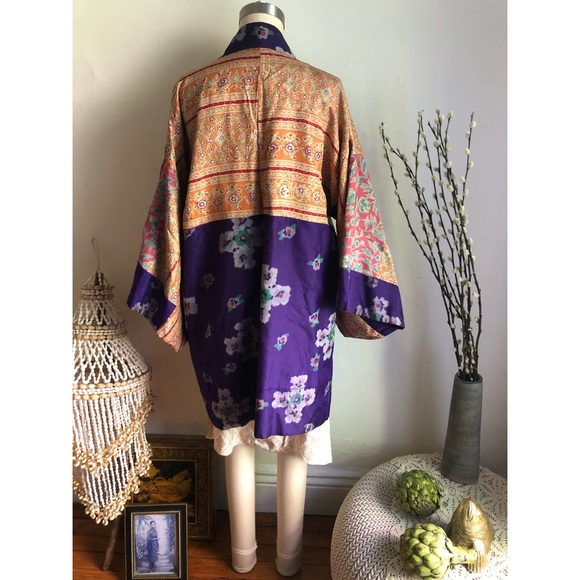 Authentic-Silk-Vintage-Reversible Floral-Kimono - Picture 11 of 16